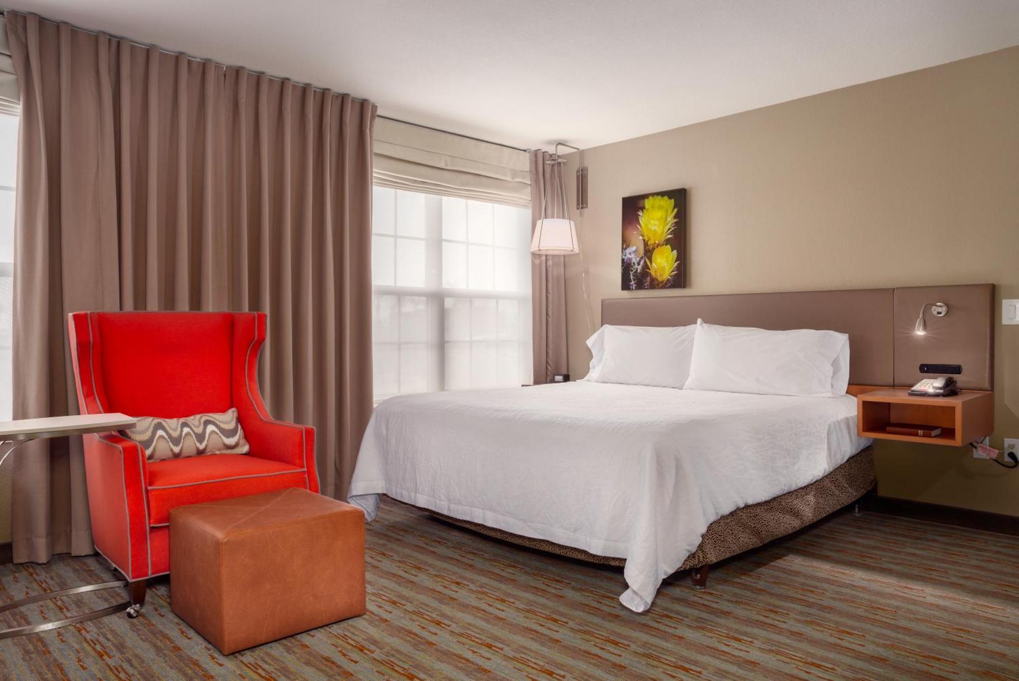 Hilton Garden Inn Phoenix Airport Bagian luar foto
