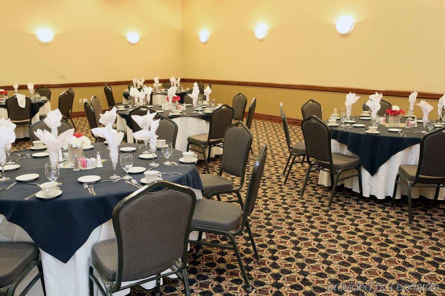 Hilton Garden Inn Phoenix Airport Bagian luar foto